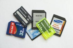 memory-label-brand-product-media-capacity-external-memory-stick-sd-memory-cards-removable-recording-mode-sd-card-memory-stick-pro-614262-300x200.jpg