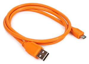 Kabel-USB-300x214.jpg