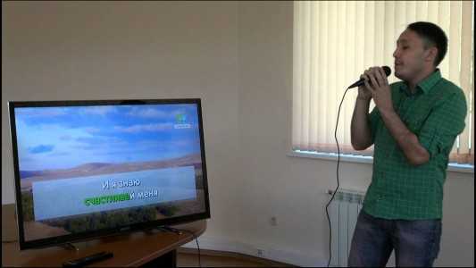 kak-podklyuchit-mikrofon-k-televizoru-samsung-smart-tv-dlya-karaoke_4.jpg