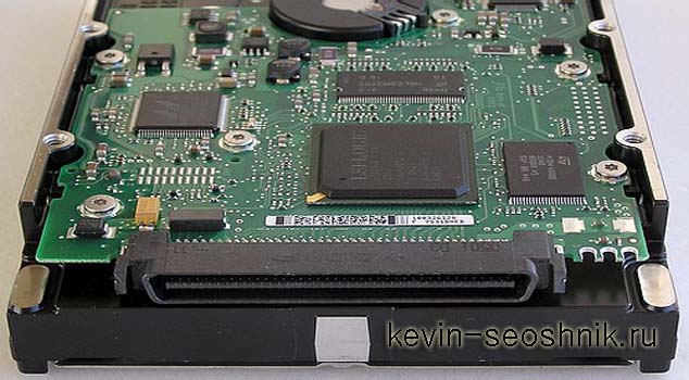 SCSI-kontroller-zhyoskogo-diska.jpg